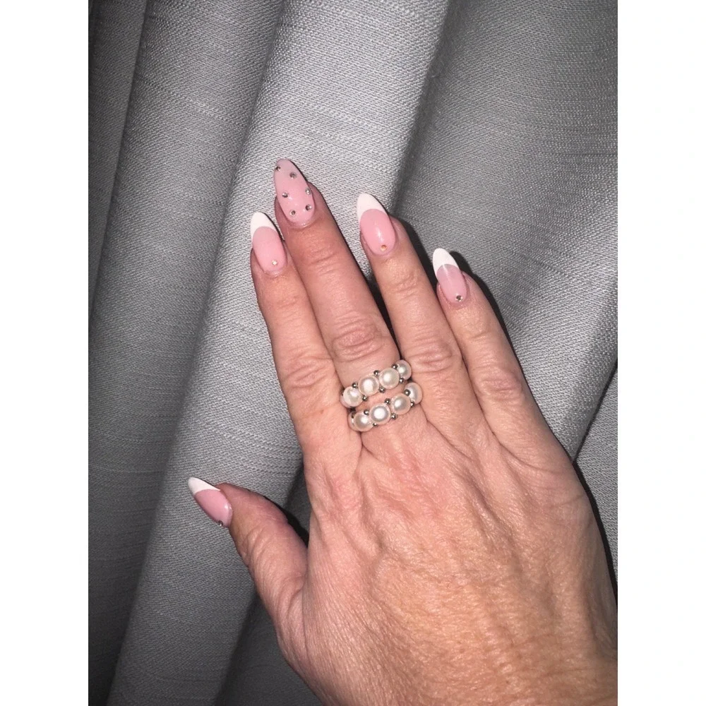 Elegant Pearl Ring Silver‎ Tone Stackable Beaded Statement Ring Stretch size